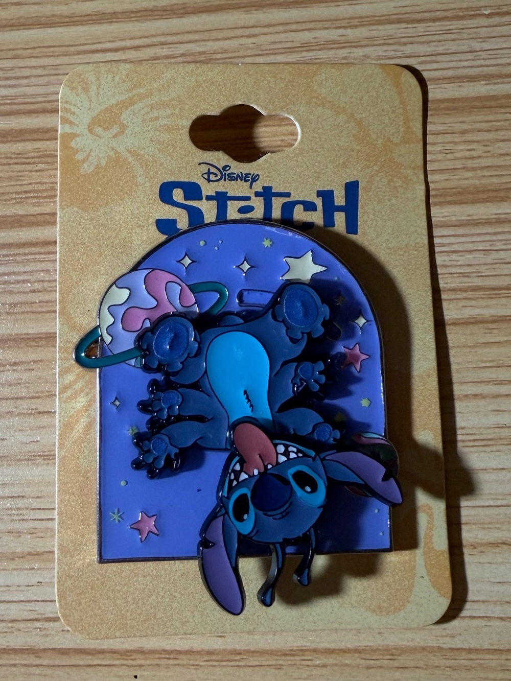 Disney Stitch Space Sider Pin Comes